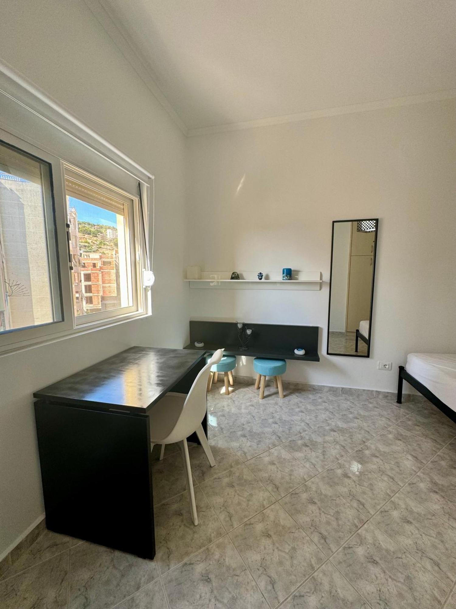Comfy Blue Sarande Appartement Buitenkant foto